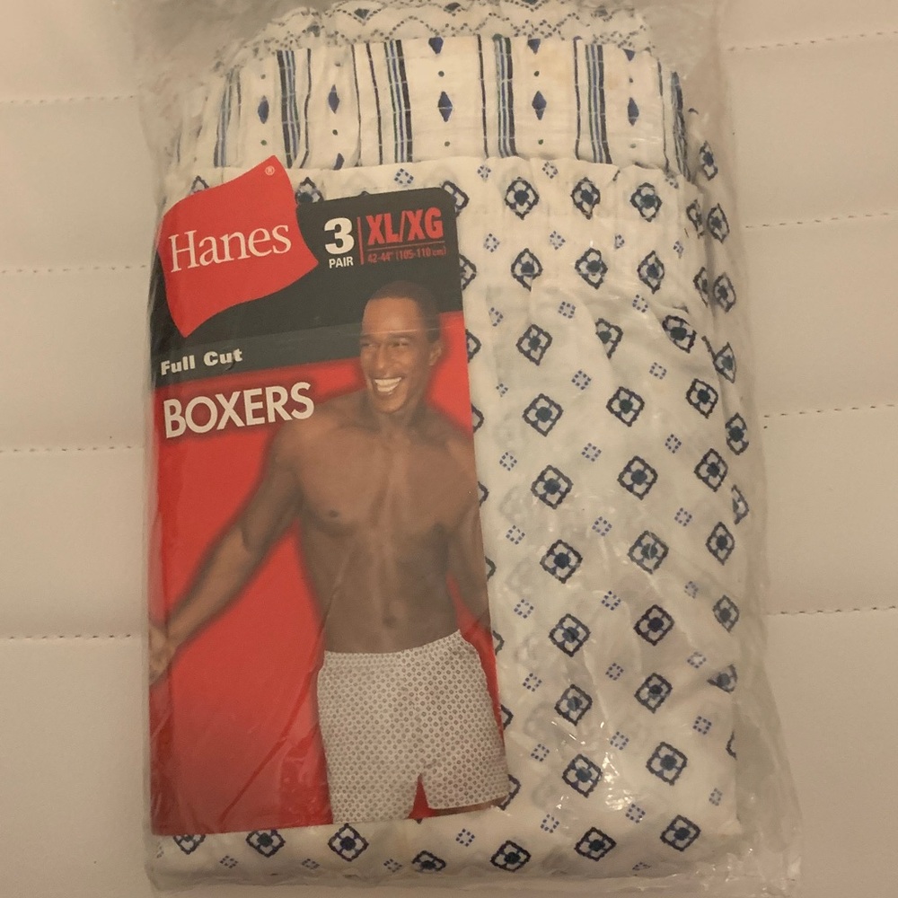 New Hanes Men's Boxers - White with Blue Pattern 3 Pack